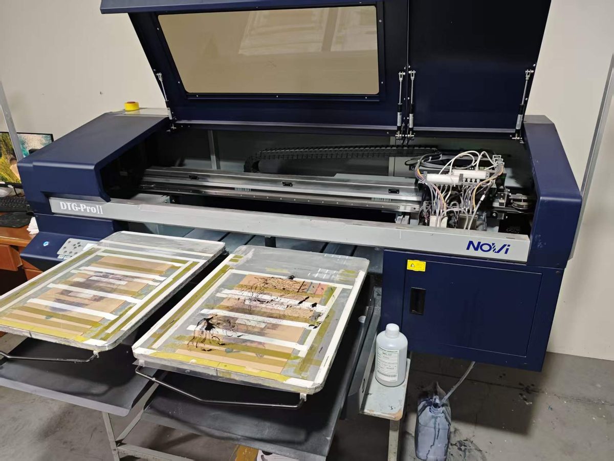 Used DTF powder shaker or DTG printer